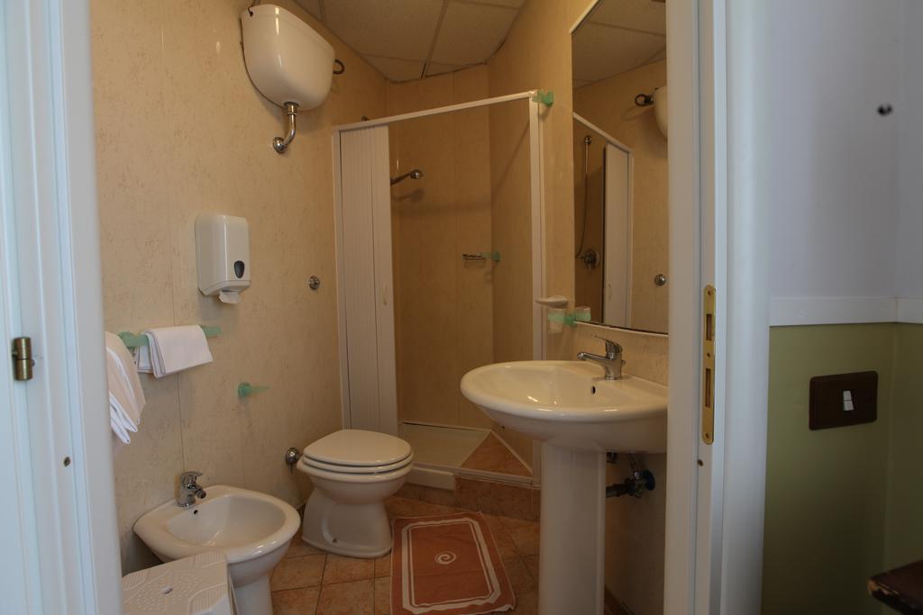 Hotel Belvedere Lido di Ostia Oda fotoğraf